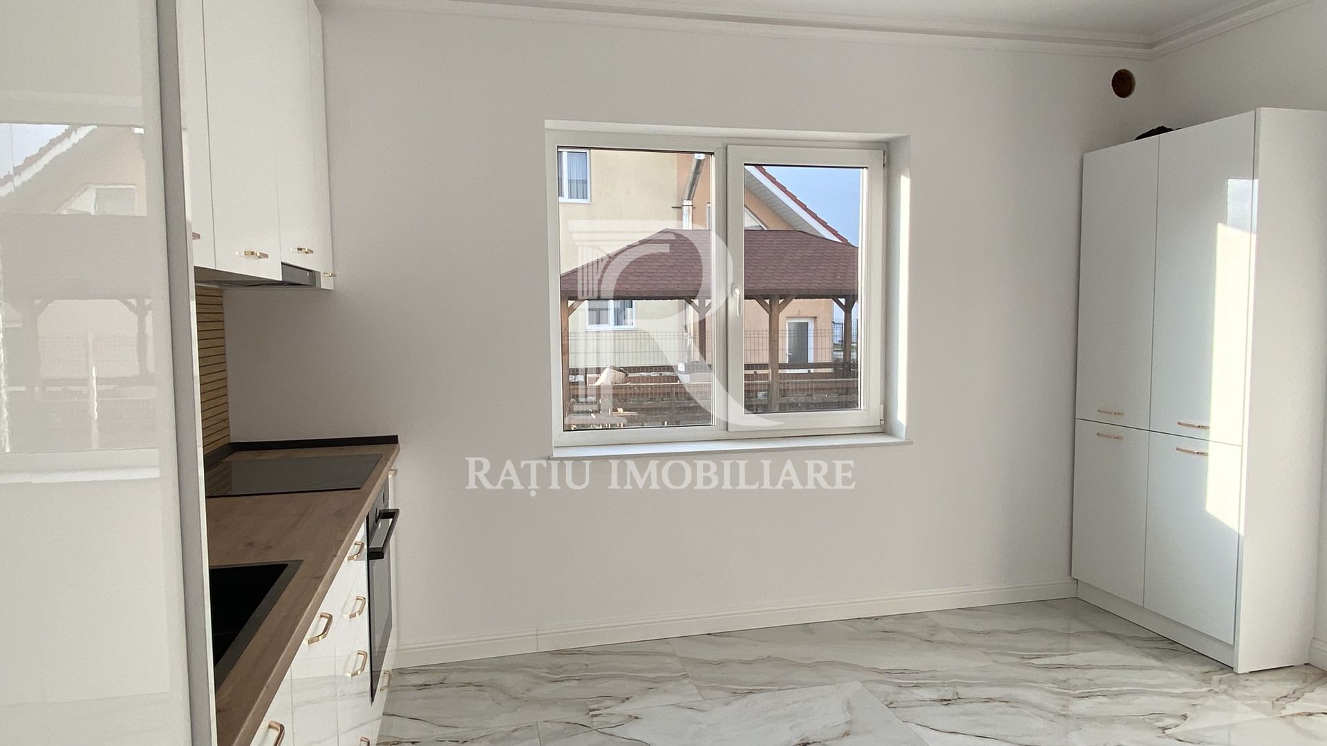 Casă modernă P+1 | 106 mp utili | Terasă + balcon | DecResidence Sânmartin - Poză 3