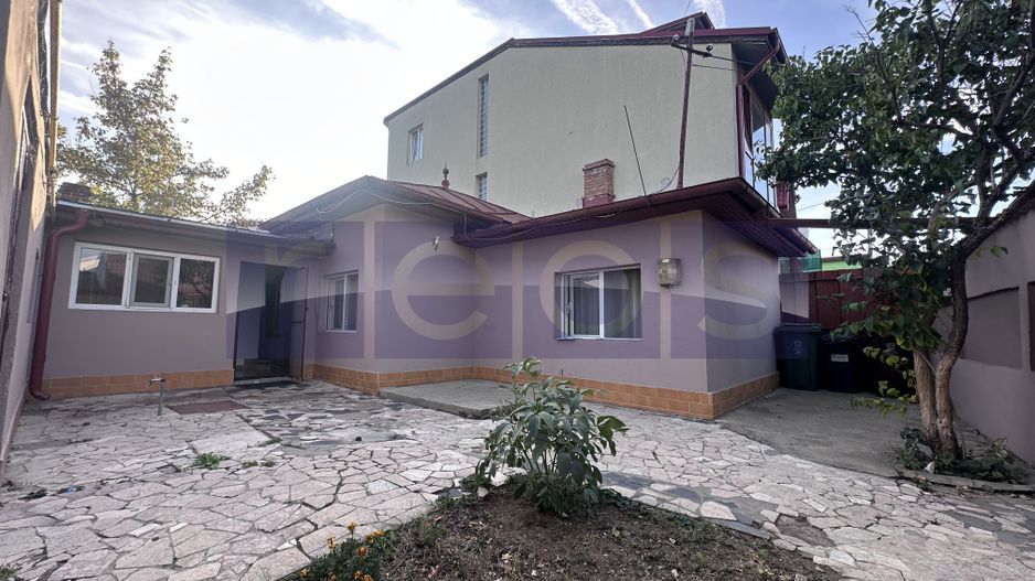 | CASA 5 CAMERE +CURTE | SOSEAUA CHITILEI | TRAMVAI MARMUREI-500 METRI - Poză 1