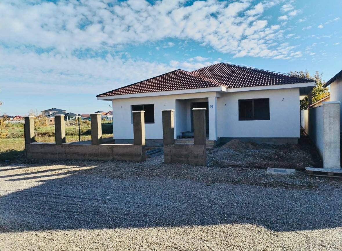 Casa noua, 4 camere,semifinisata, zona Grigorescu- 243.000 euro neg - Poză 1