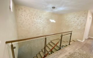 Vila pretabila pentru doua familii - Poză 17