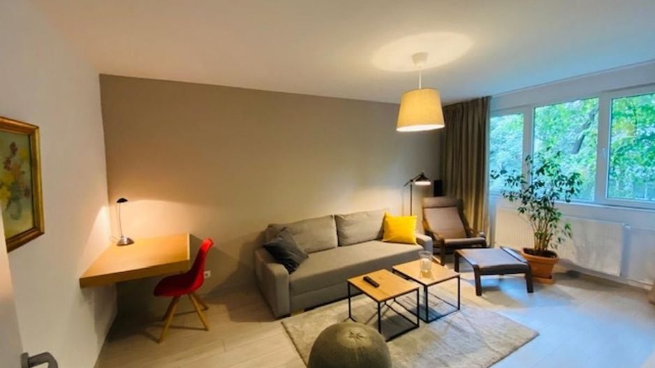 Bright modern 2-room, furnished - Poză 1