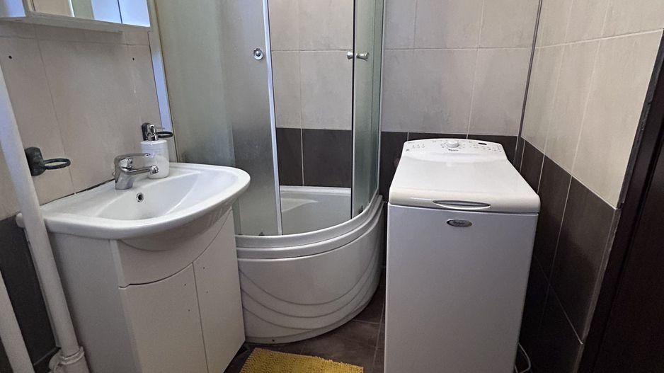 Medicina | 2 Camere | Bloc cu Lift. - Poză 8