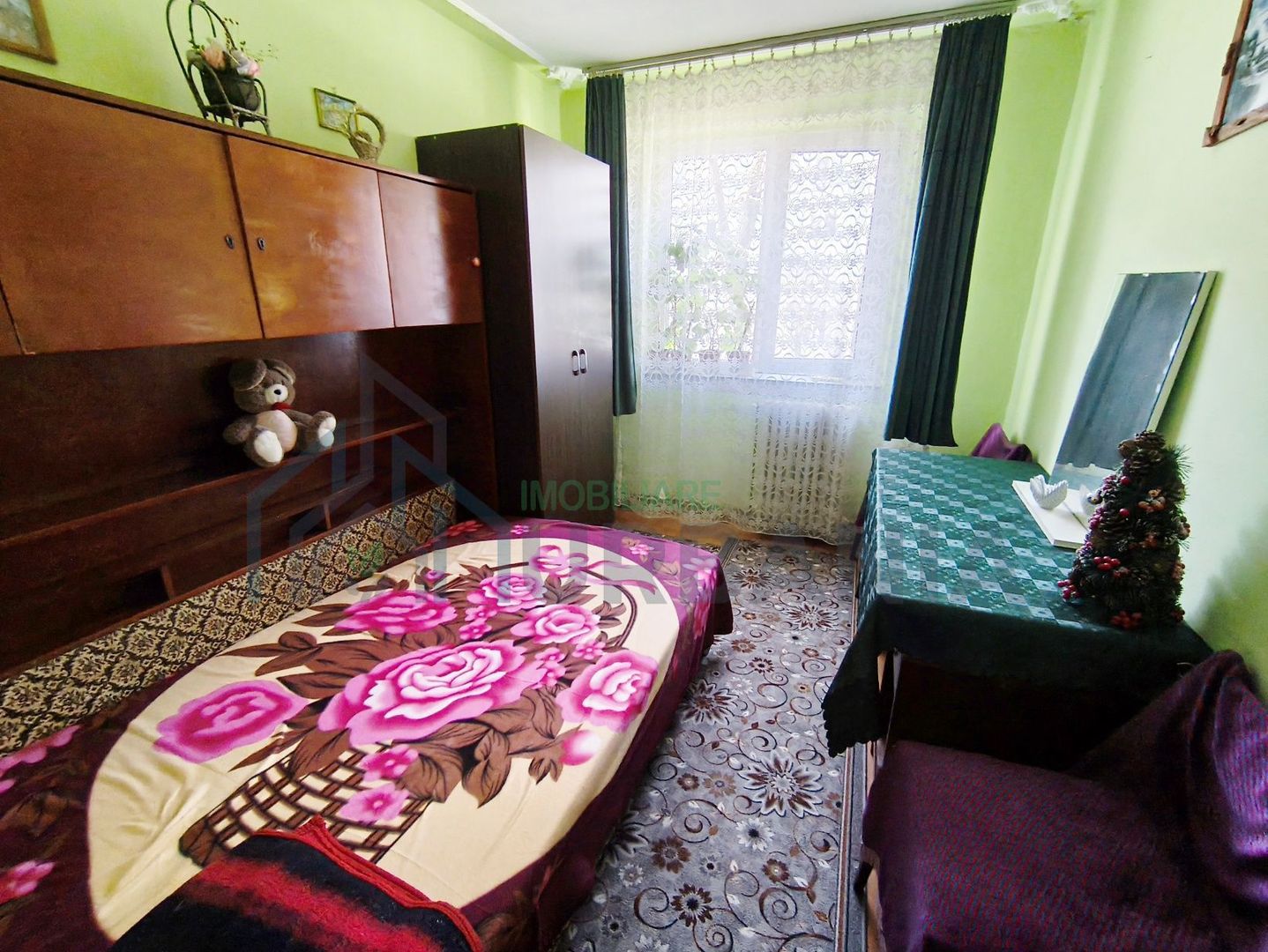 De Închiriat: Apartament 3 Camere, Zonă Liniștită, Mobilat și Utilat - Poză 3