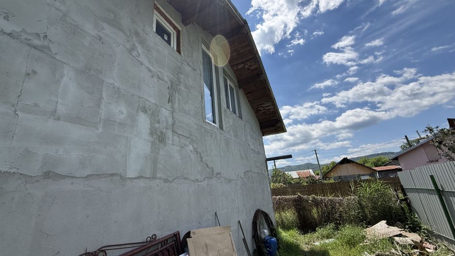 Casă renovată Slobozia -Câmpina + teren intravilan 526 mp - Poză 24