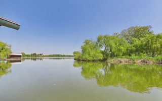 Proprietate unica, vila si 8000 mp pe malul lacului Snagov - Poză 4