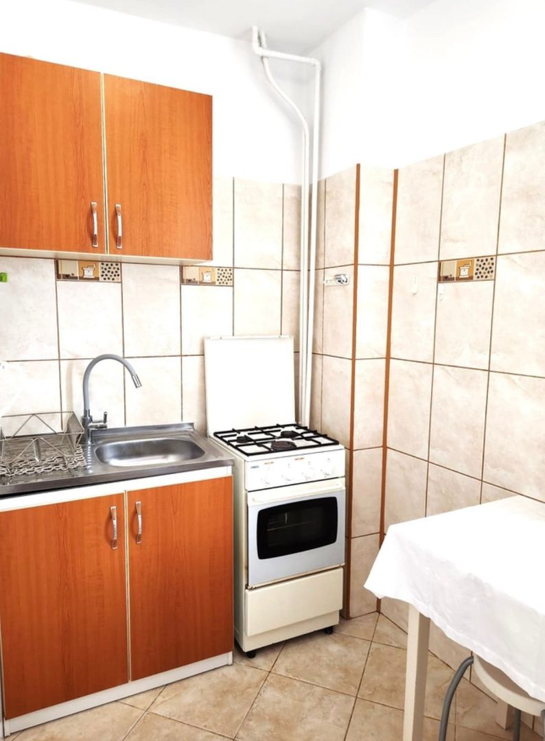 GARSONIERA TITULESCU, BUCATARIE INCHISA, REABILITAT, METROU 10 MINUTE - Poză 3
