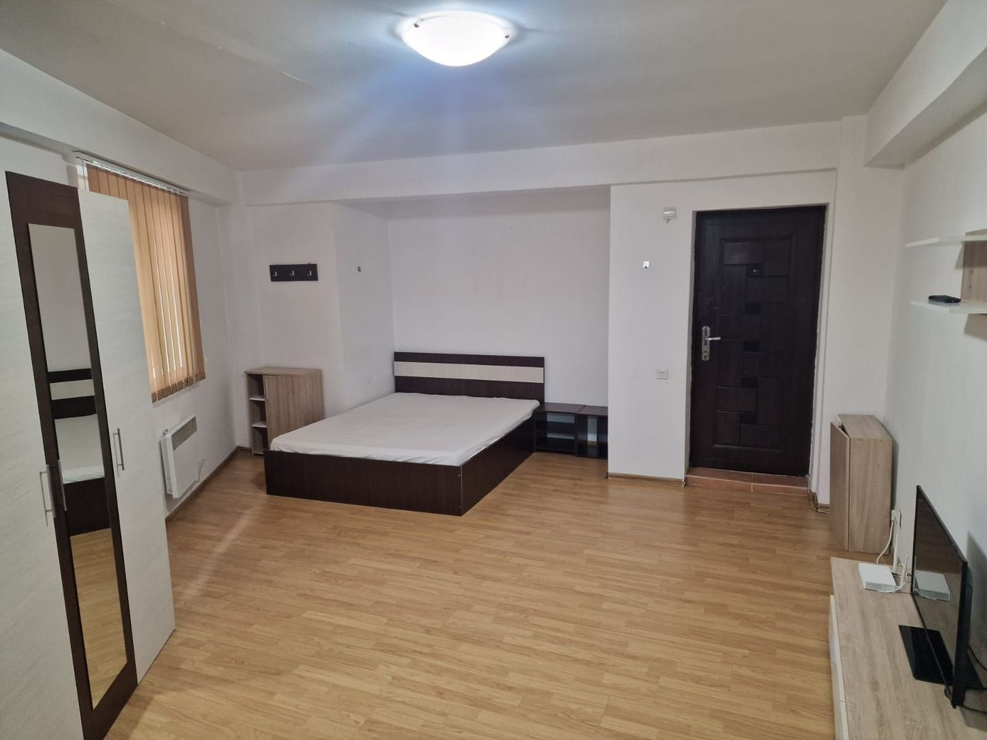 Garsonieră open-space de închiriat - Poză 5