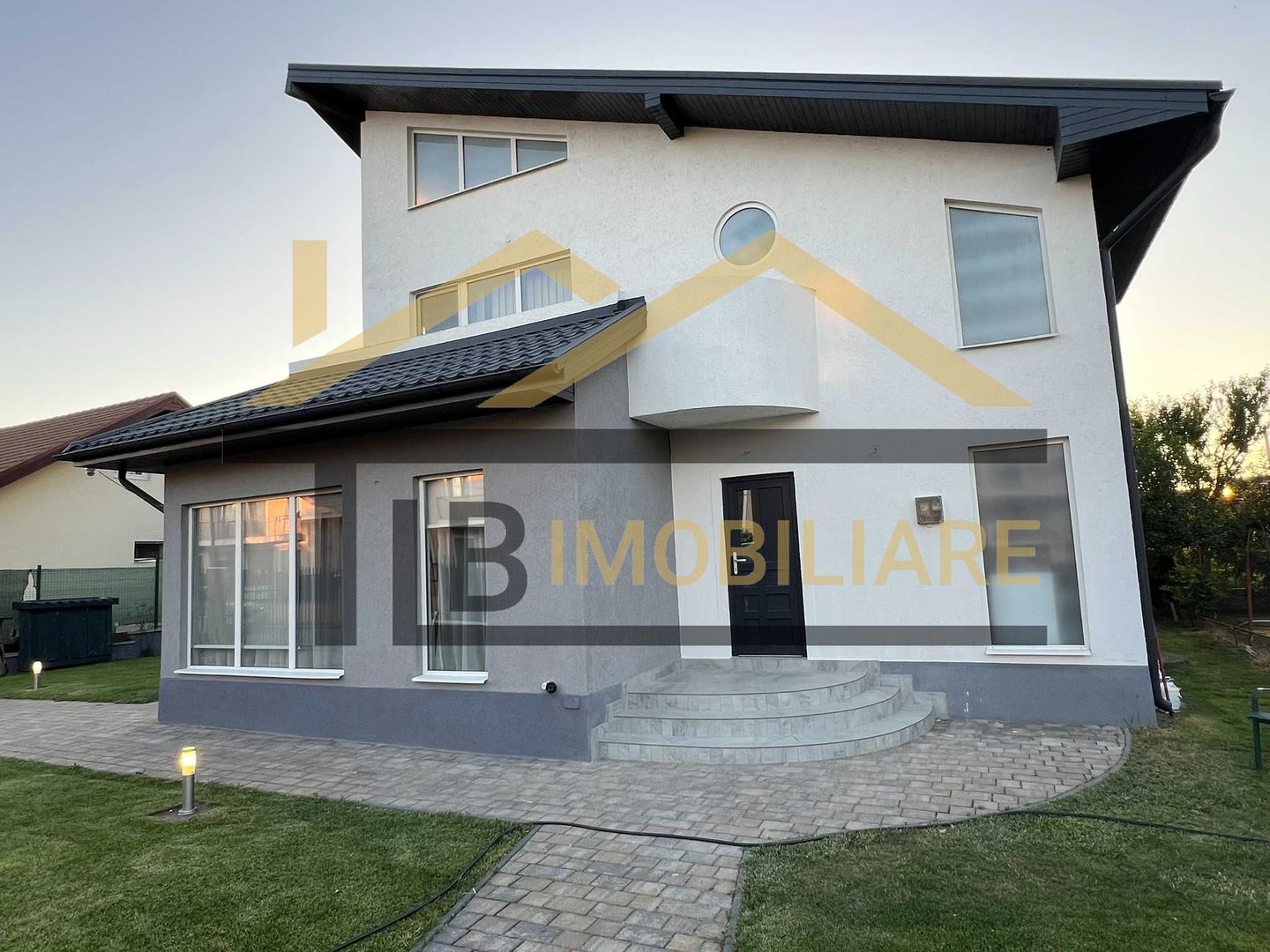 Casa individuala, 175mp, 4 camere, zona strazii Nordului - Poză 1