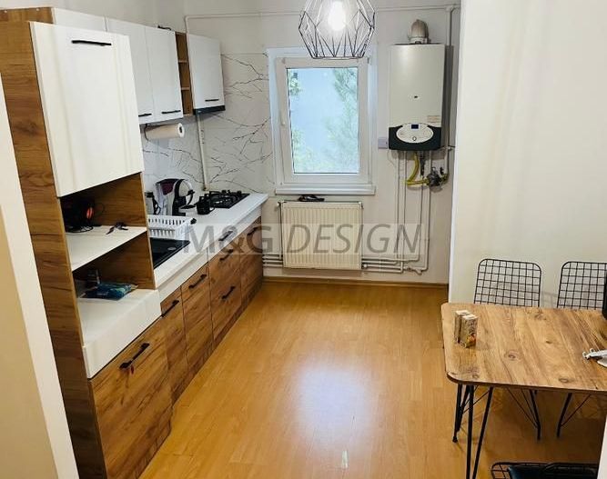 Apartament 2 camere Aradului cu centrala - Poză 3