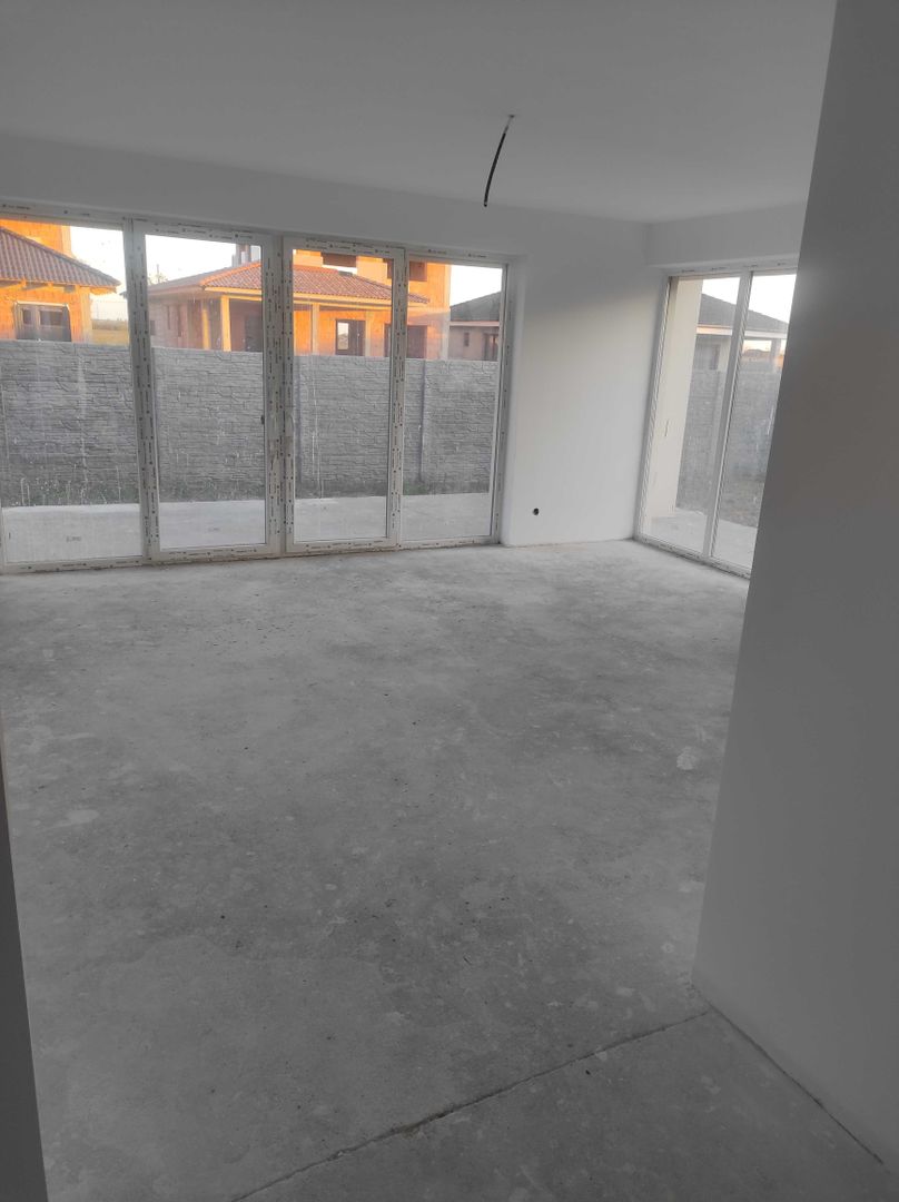 Casa pe partner de vanzare - Poză 2