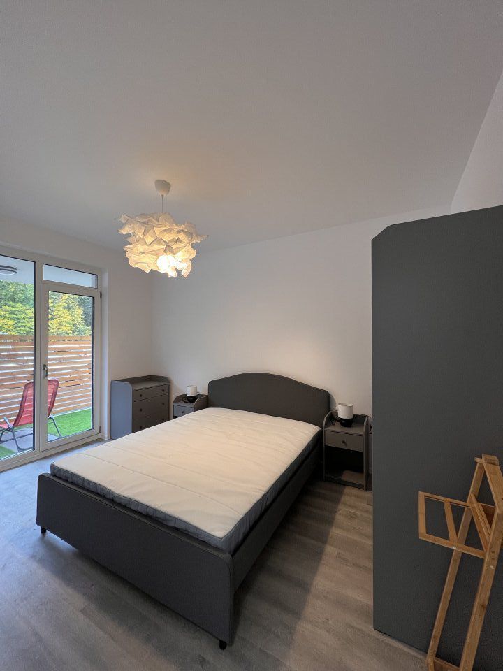 Apartament cu 2 camere si curte proprie 60mp - Poză 4