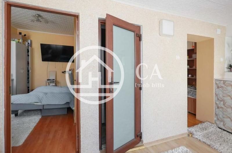 Apartament de vânzare la curte comună cu 3 camere, Ultracentral Oradea - Poză 8