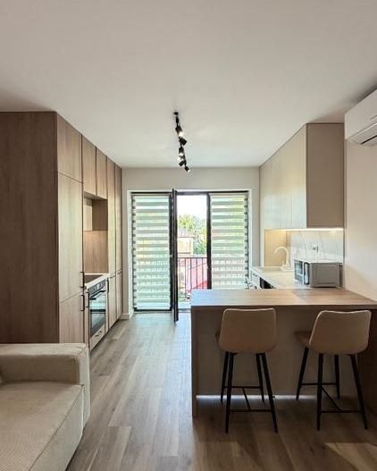 De inchiriat apartament 2 camere nou, central, Universitate, 600 Euro - Poză 1