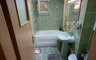 Apartament 3 camere, etaj 1, bulevard, zona liniștită - Iași - Poză 3