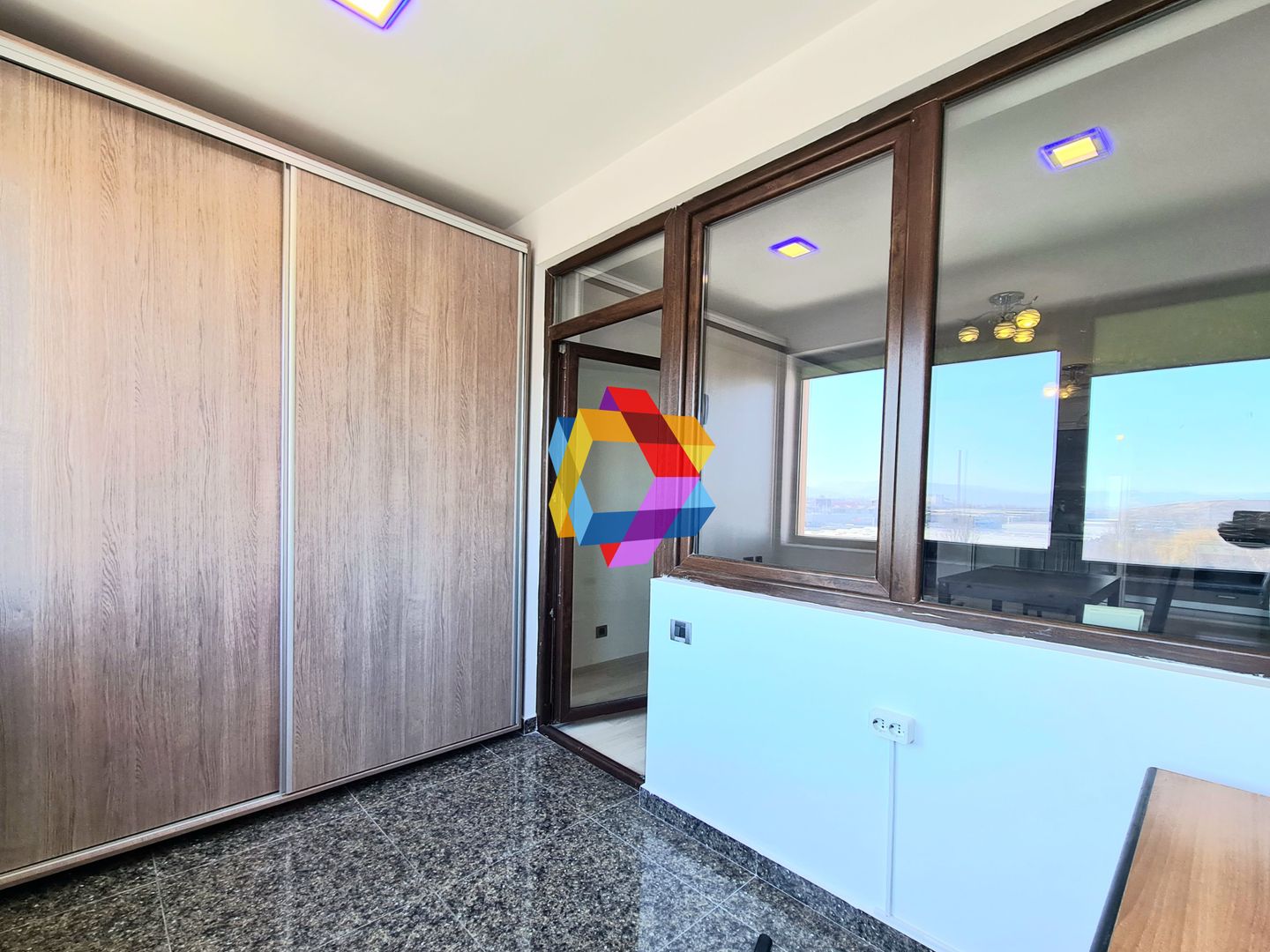 Garsoniera de închiriat, 43 mp, Isaran, Brasov  # spatii-comerciale-brasov.ro - Poză 4