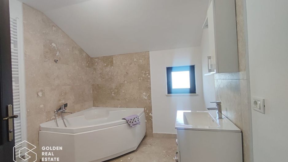 Casa noua la cheie, cu 3 dormitoare si 500 mp teren,  Sagu - Poză 9