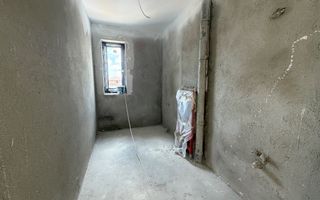 Finisat la cheie. Loc de parcare. Suprafata generoasa - Poză 9