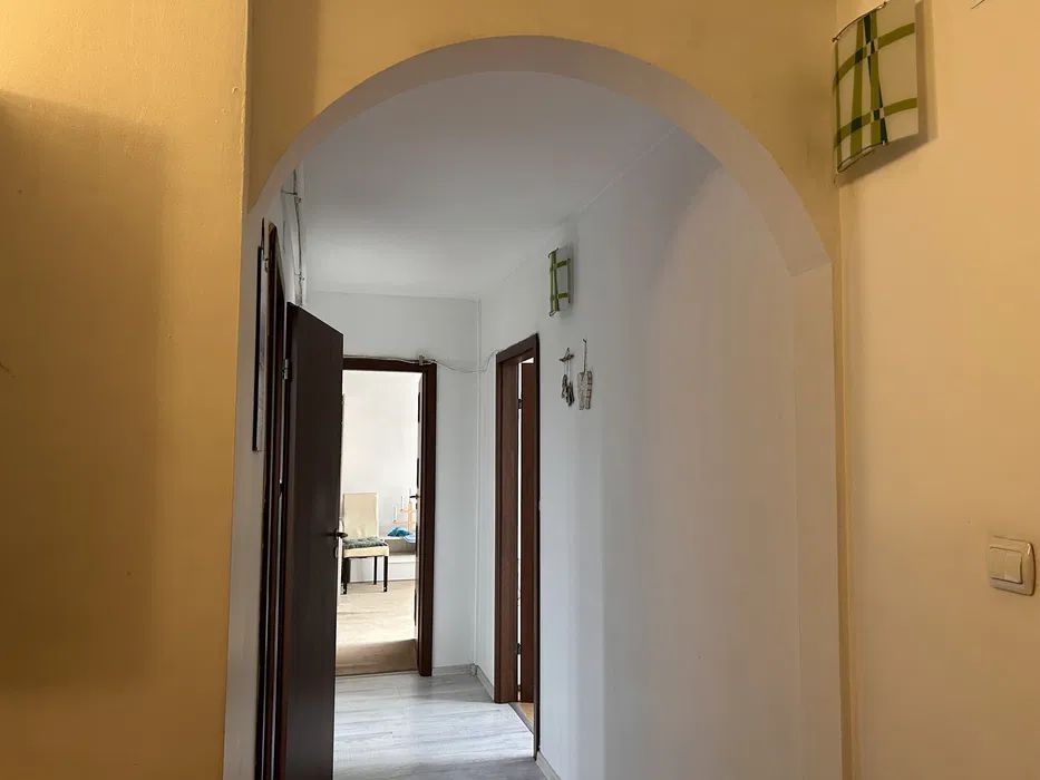APARTAMENT 3 CAMERE BLOC NOU DECOMANDAT & TERASA & LOC DE PARCARE - Poză 4