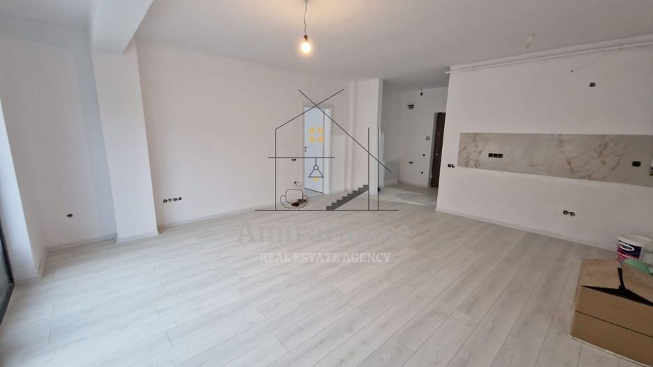 Apartament 2 camere, finisat, parcare, terasa 31 mp,  str Sub Cetate, Floresti - Poză 12