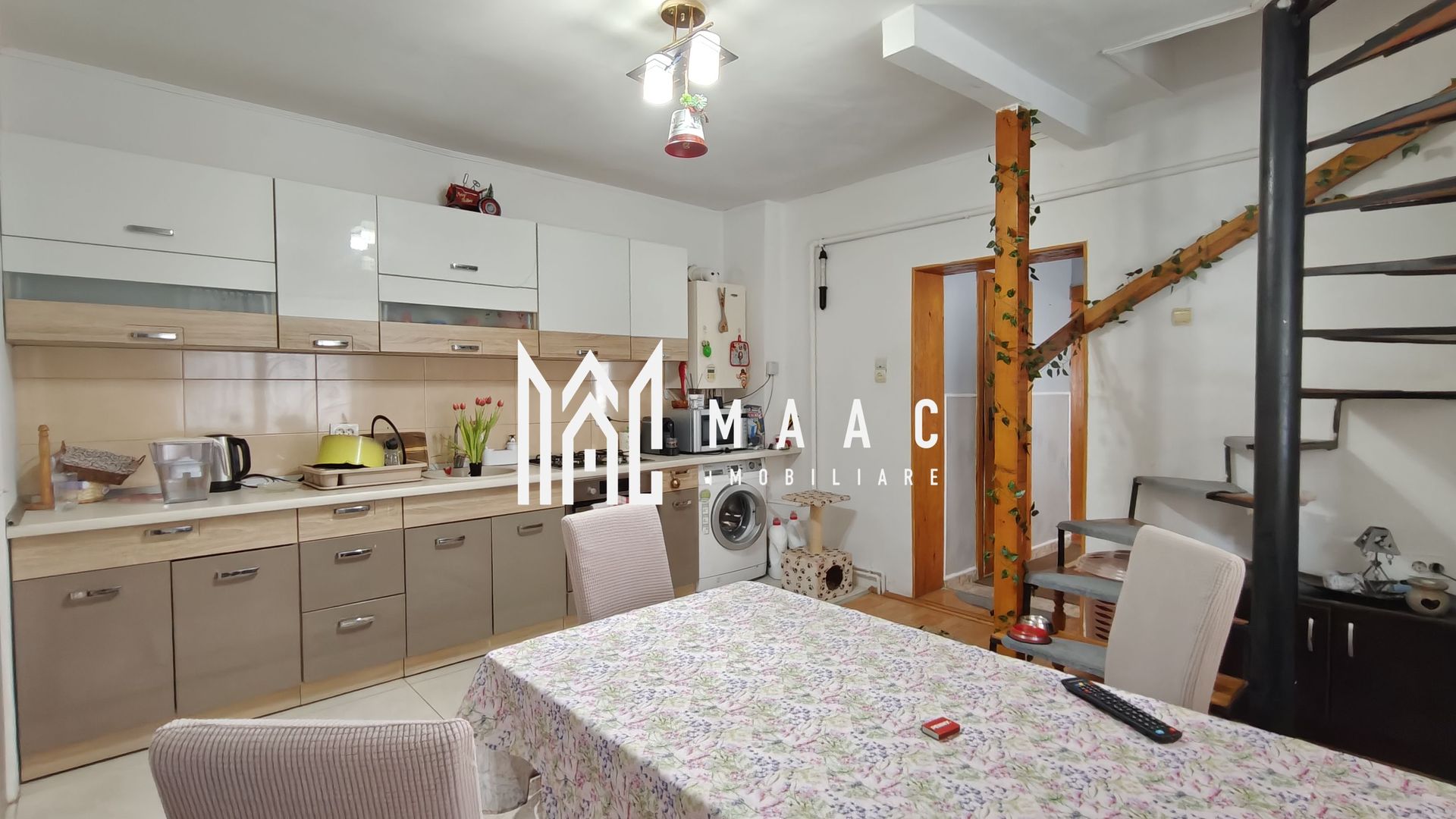 Casă 3 camere I Curte 814mp I Pivniță I Garaj I Axente Sever - Poză 3