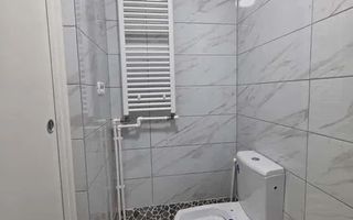 Vânzare, garsonieră renovată, Str. Lăcrămioarei - Poză 3