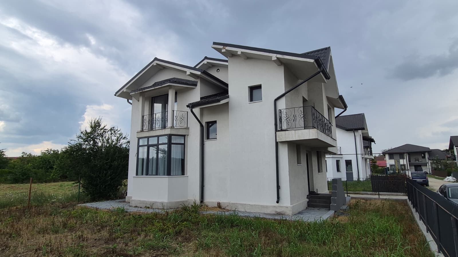 Casă P+1 + Pod - Snagov – vedere la pădure, teren 360 mp - Poză 2