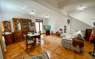 Casa/Vila zona Casa de Cultura - Poză 1