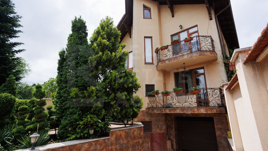 Vânzare, casă, 4 camere, str. Vasile Alecsandri, Centru - Poză 2