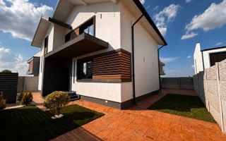 Casa de vanzare in comuna Berceni - Poză 1