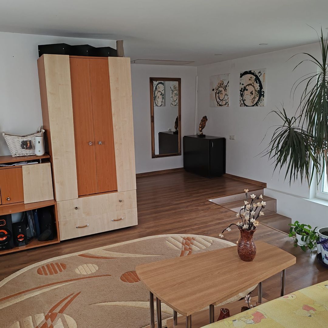 De vanzare! Casa in Campenesti, langa lac - Poză 5