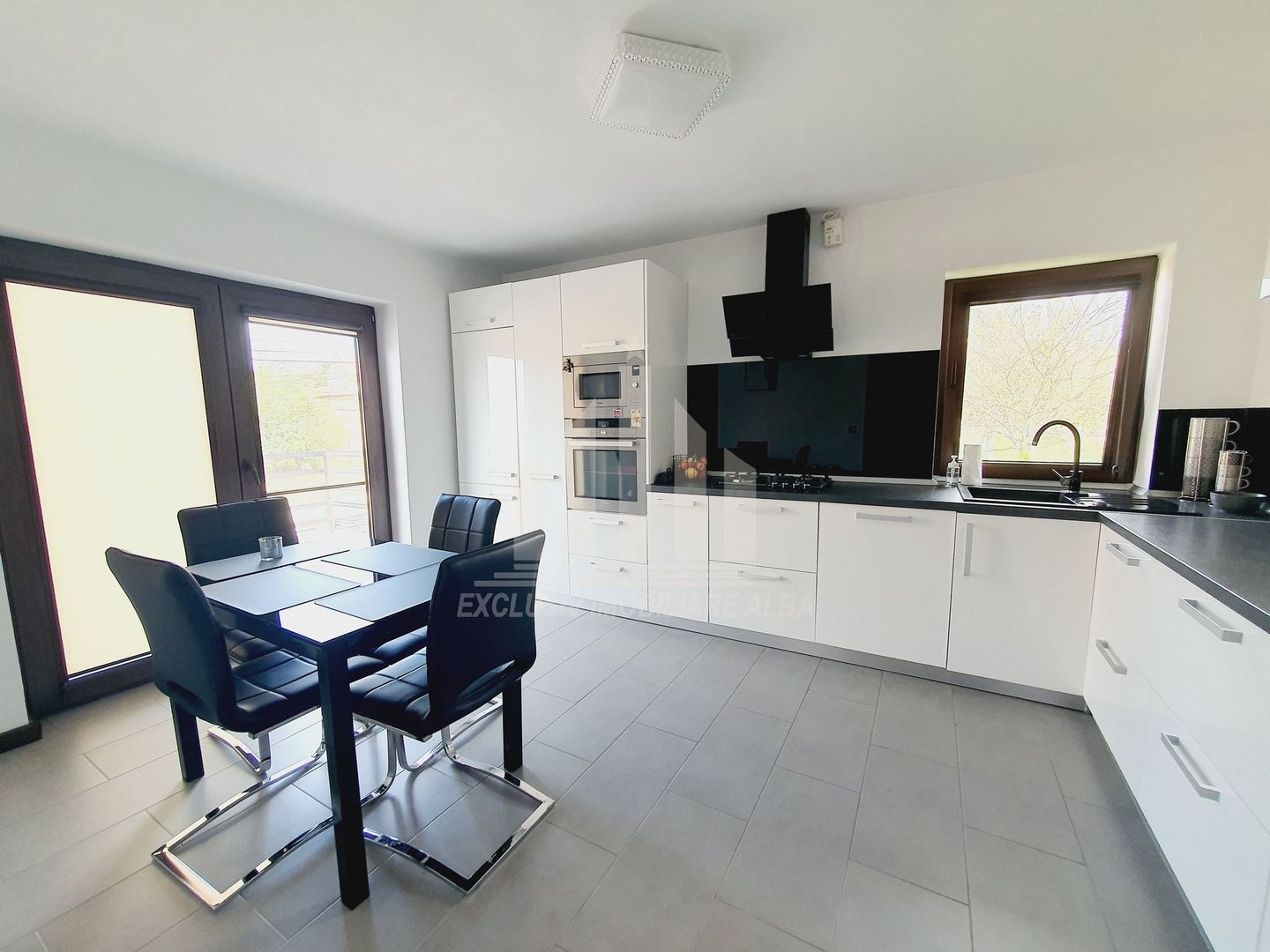 Casa individuala de vanzare, Ultrafinisata - Poză 4