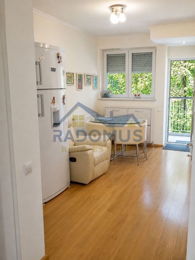 De închiriat – Garsonieră dublă | 350 €/lună | Central - Poză 3