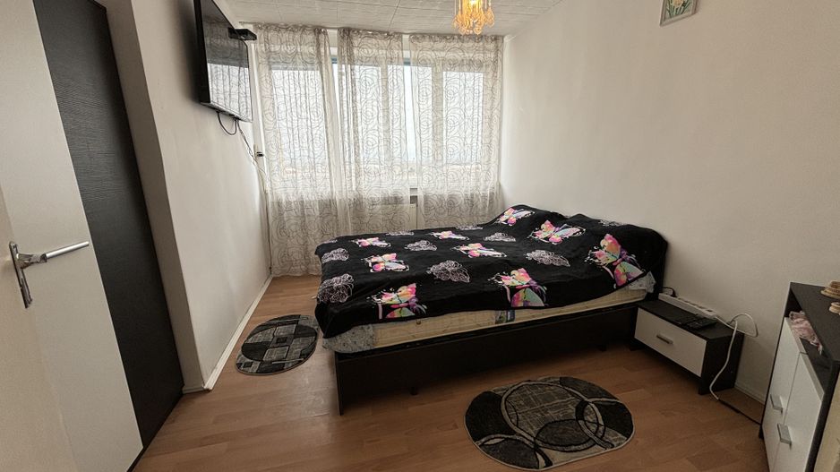 Apartament 3 camere decomandat 73 M² - Poză 4