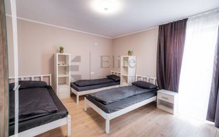 Casa / Pensiune de inchiriat in Baile 1 Mai din Bior - Poză 4