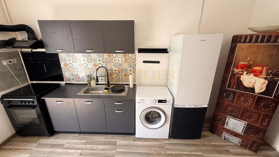 2 camere| apartament la casa-curte comuna| loc de parcare| centrala proprie| - Poză 5