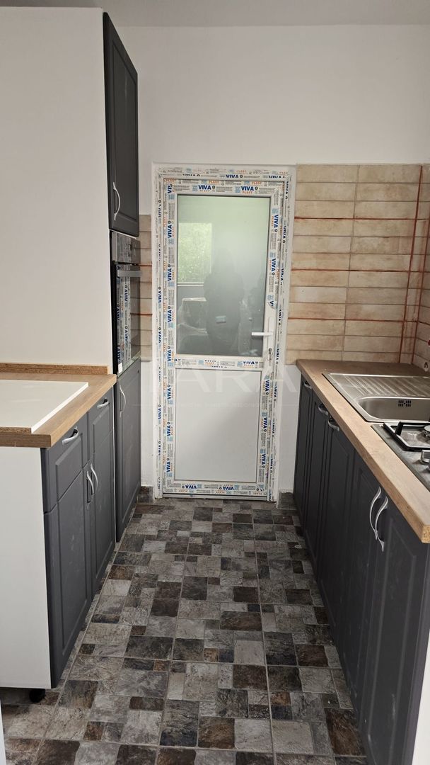 Casă individuala, renovată, mobilată și utilată zona centrala - Poză 3