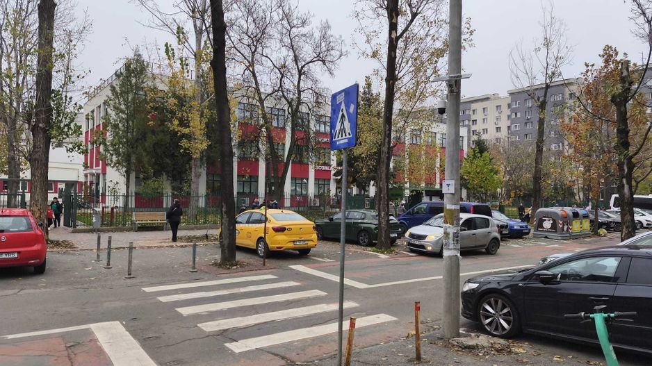 Vanzare apartament 3 camere Titan- 5min 1 Decembrie 1918, pret negociabil - Poză 4