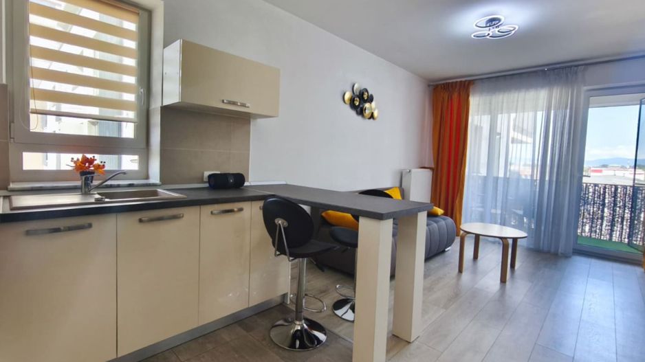 Studio Elegant în Kasper Coresi Balcon  Parcare  Boxă - Poză 9
