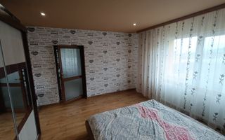 Casa cu 3 camere, 150 mpu, mobilata, utilata, garaj, curte, Ampoita - Poză 12