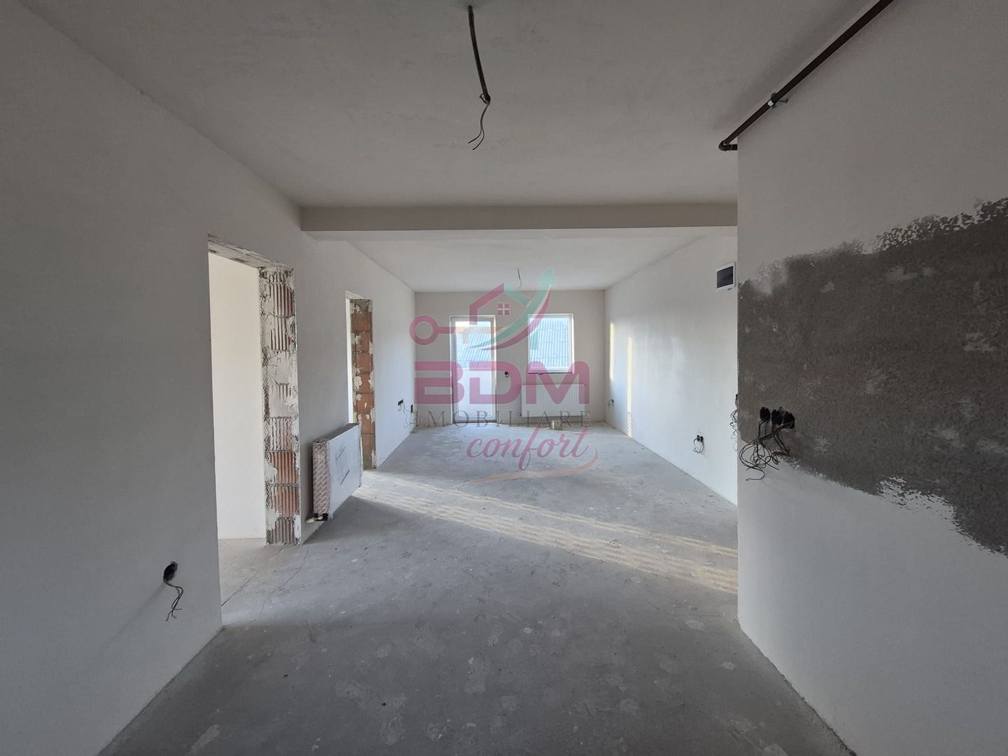 Apartament semifinisat I 3 camere | etaj 2 | zona centrala I parcare - Poză 2