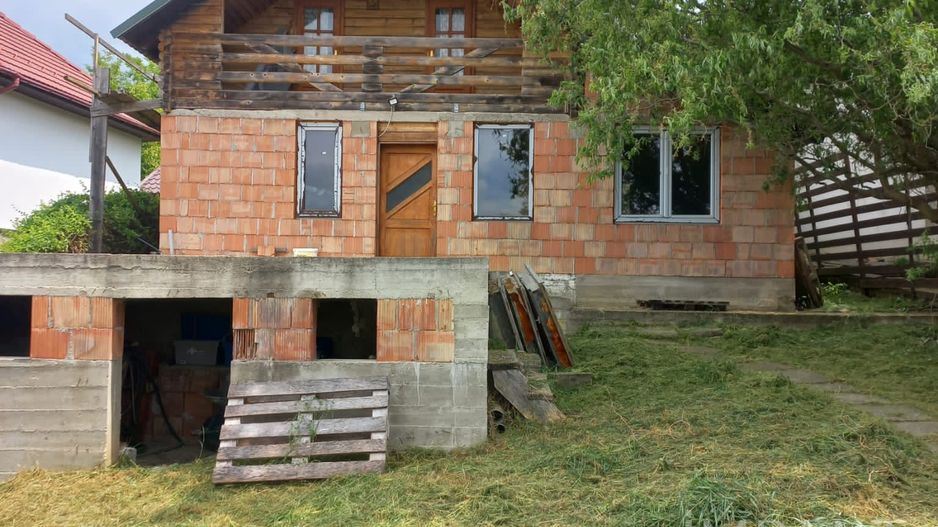 De Vanzare:  Casa individuala in Campenesti! - Poză 1