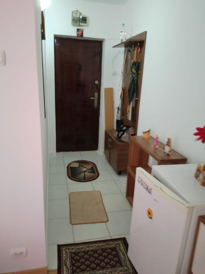 🔑 Vanzare garsoniera confort 2 semidecomandata – Zona Titan / Codrii Neamțului - Poză 2