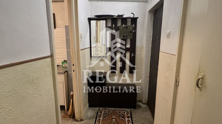 Apartament de vânzare în exclusivitate – Zona Micro 4 etaj 2/4 - Poză 6