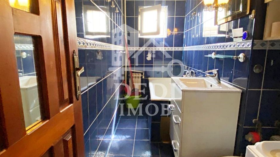 Apartament 2 camere de inchiriat in zona Rogerius, Oradea - Poză 11