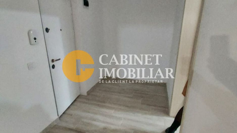 BUCIUM - 1 CAMERA DECOMANDAT - LOC DE PARACRE INCLUS - INTABULAT - Poză 2