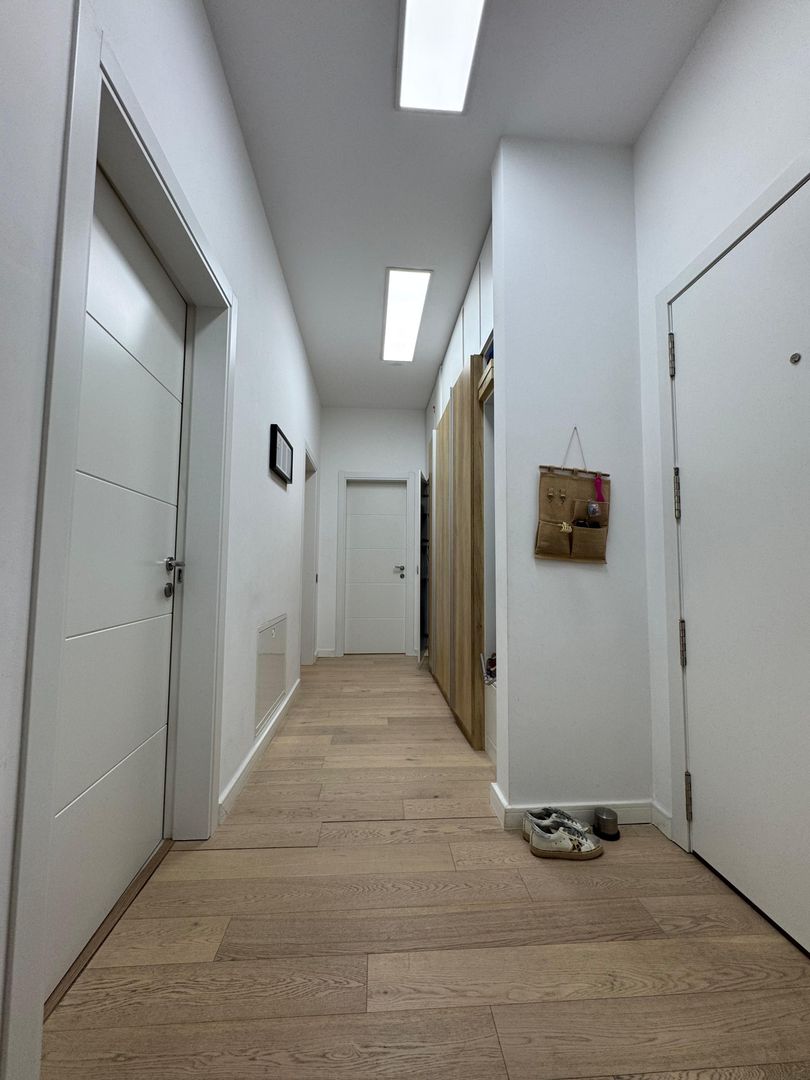 2 camere| TERASA 24MP | PIATA VICTORIEI- BANU MANTA-1MAI - Poză 11