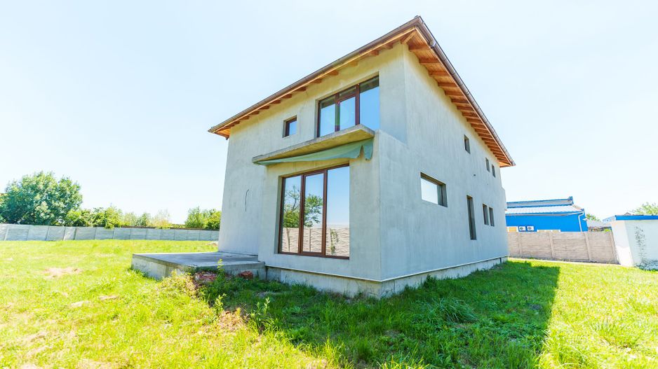 Vilă cu arhitectură modernă în Săcălaz - Poză 21