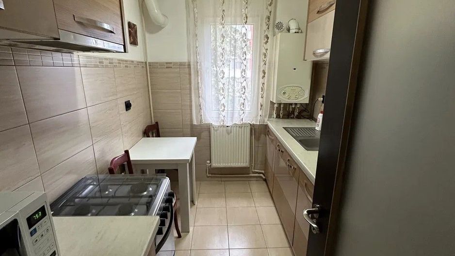 Apartament modern 2 camere S2 50 mp 450euro Podu Ros-Tutora - Poză 4