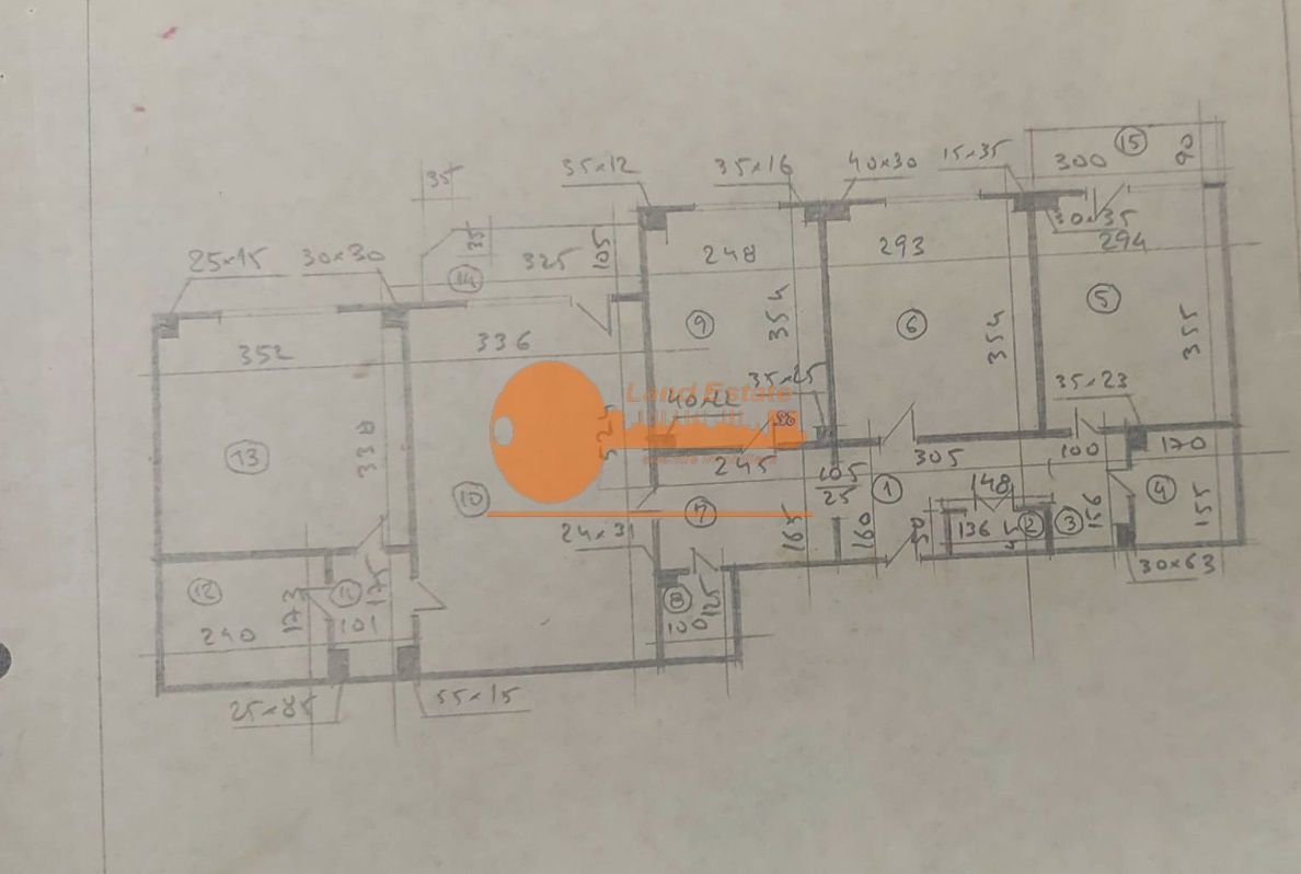 Apartament cu 4 camere in zona Teiul Doamnei - Poză 10