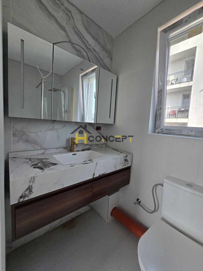 Vila finalizata, curte libera 185 mp,  loc de parcare, zona case - Poză 16